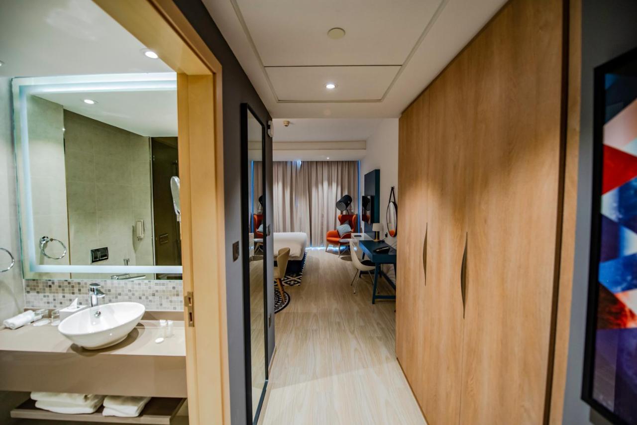 La Vie Gardens Hotel Apartments ดูไบ ภายนอก รูปภาพ